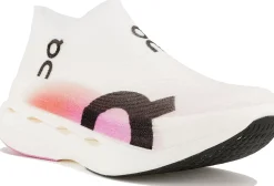 Cloudboom Strike LS femme