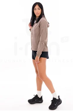 Novelty femme